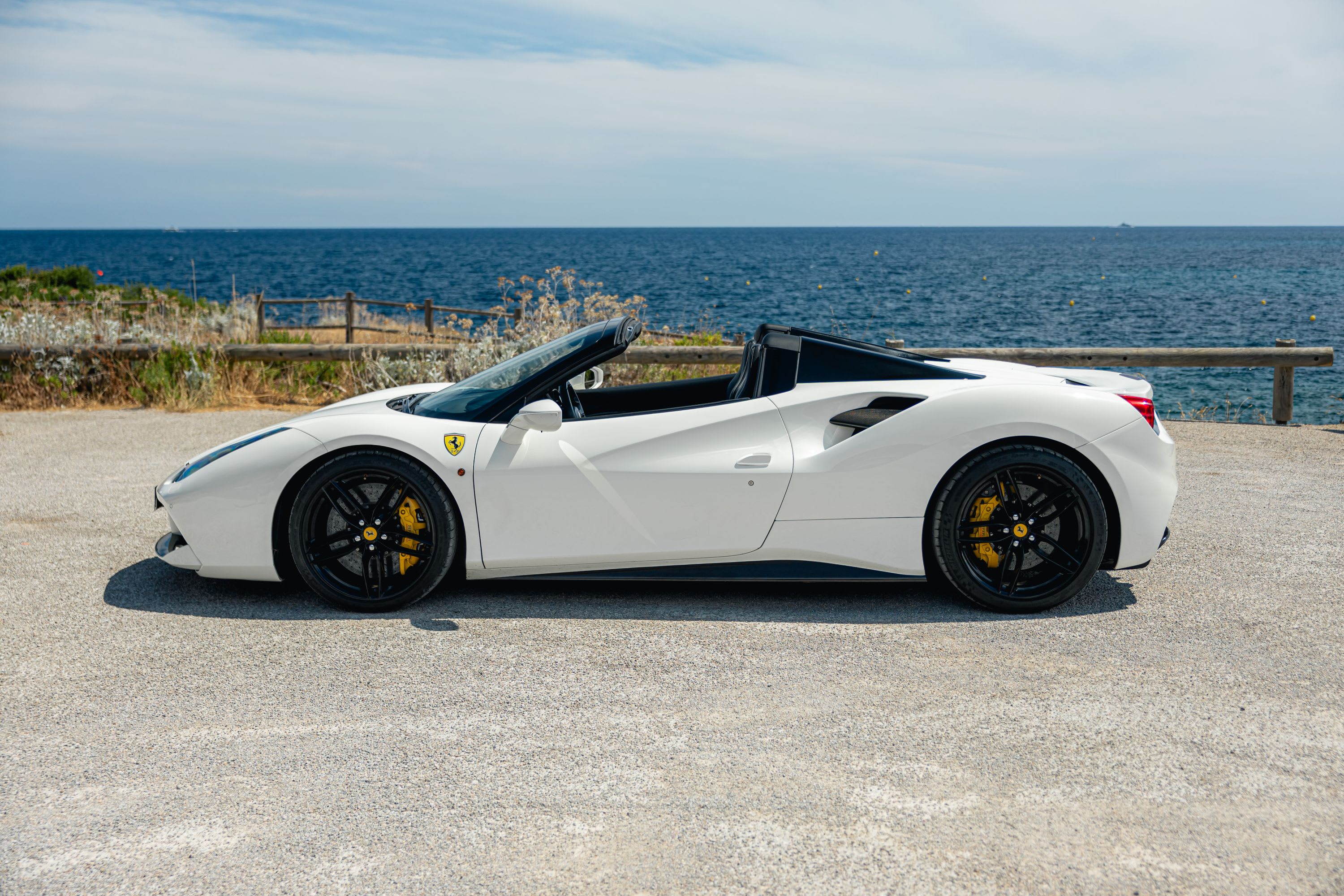 FERRARI 488 Spider  2016 used video (1)
