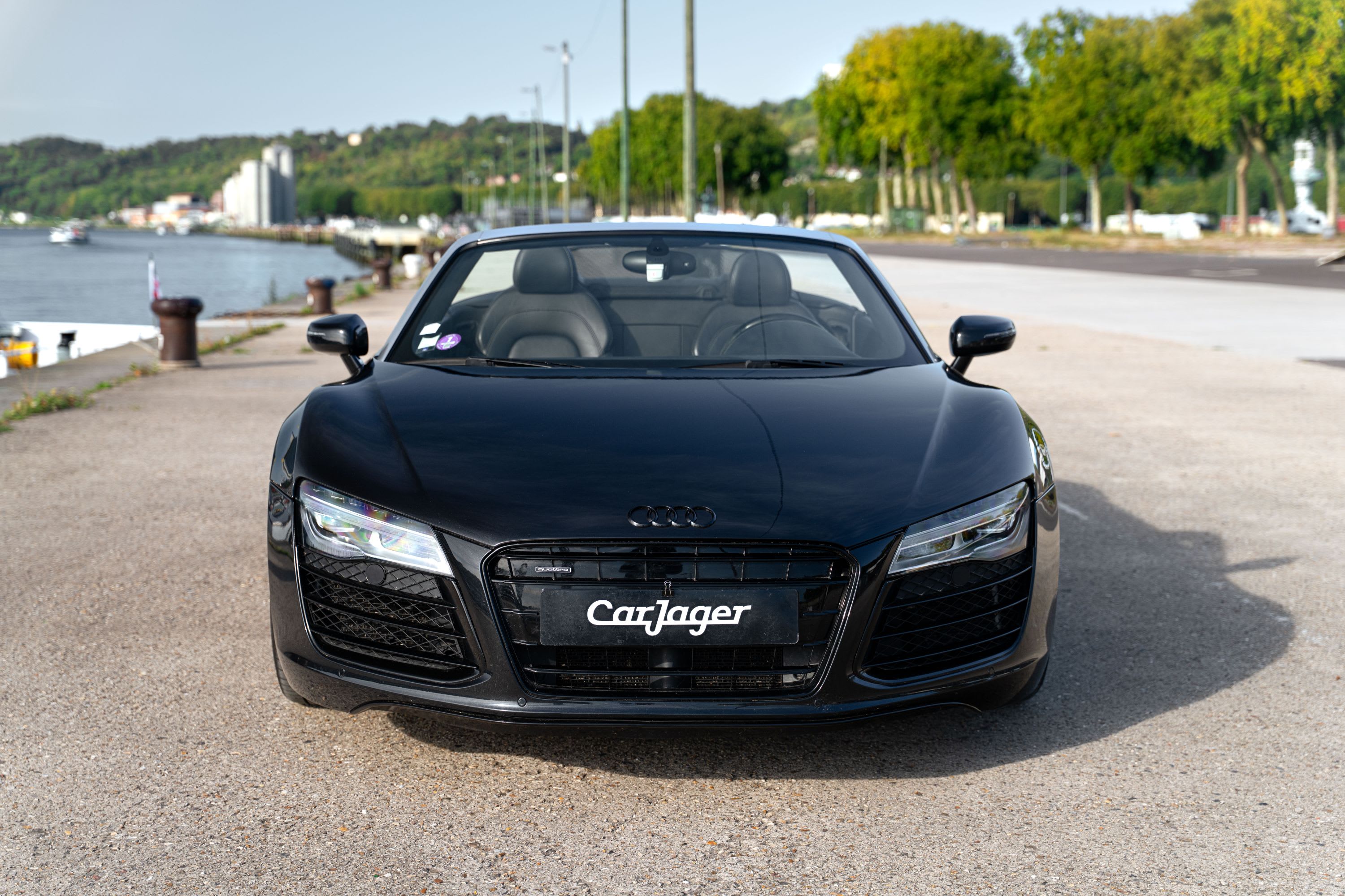 AUDI R8 2nd Generation Rws 2014 used exterior (2)