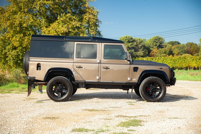 Land Rover Defender Se 110