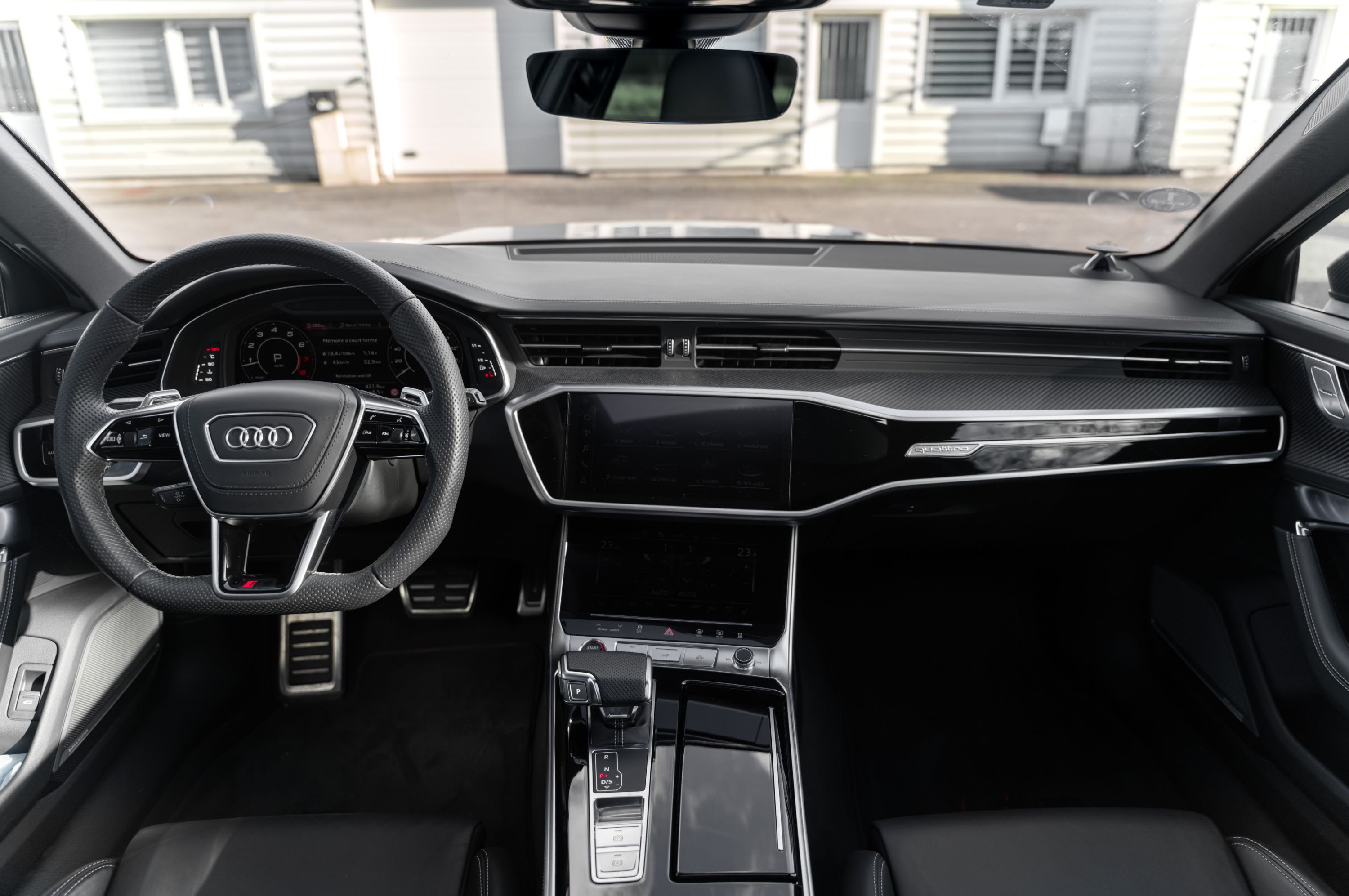 AUDI Rs6 C8 Avant Performance 2023 occasion intérieur (1)