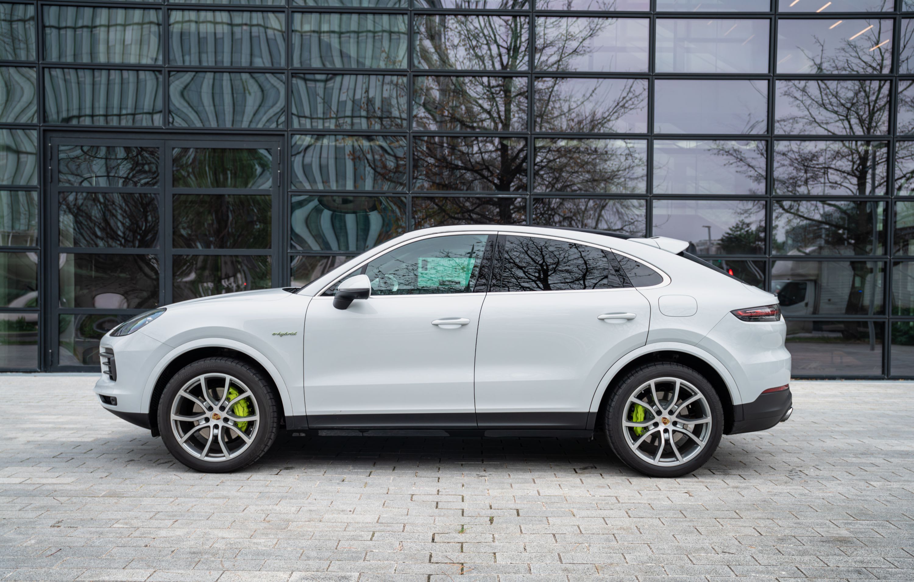 PORSCHE Cayenne E3 E-hybrid 2020 used video (1)