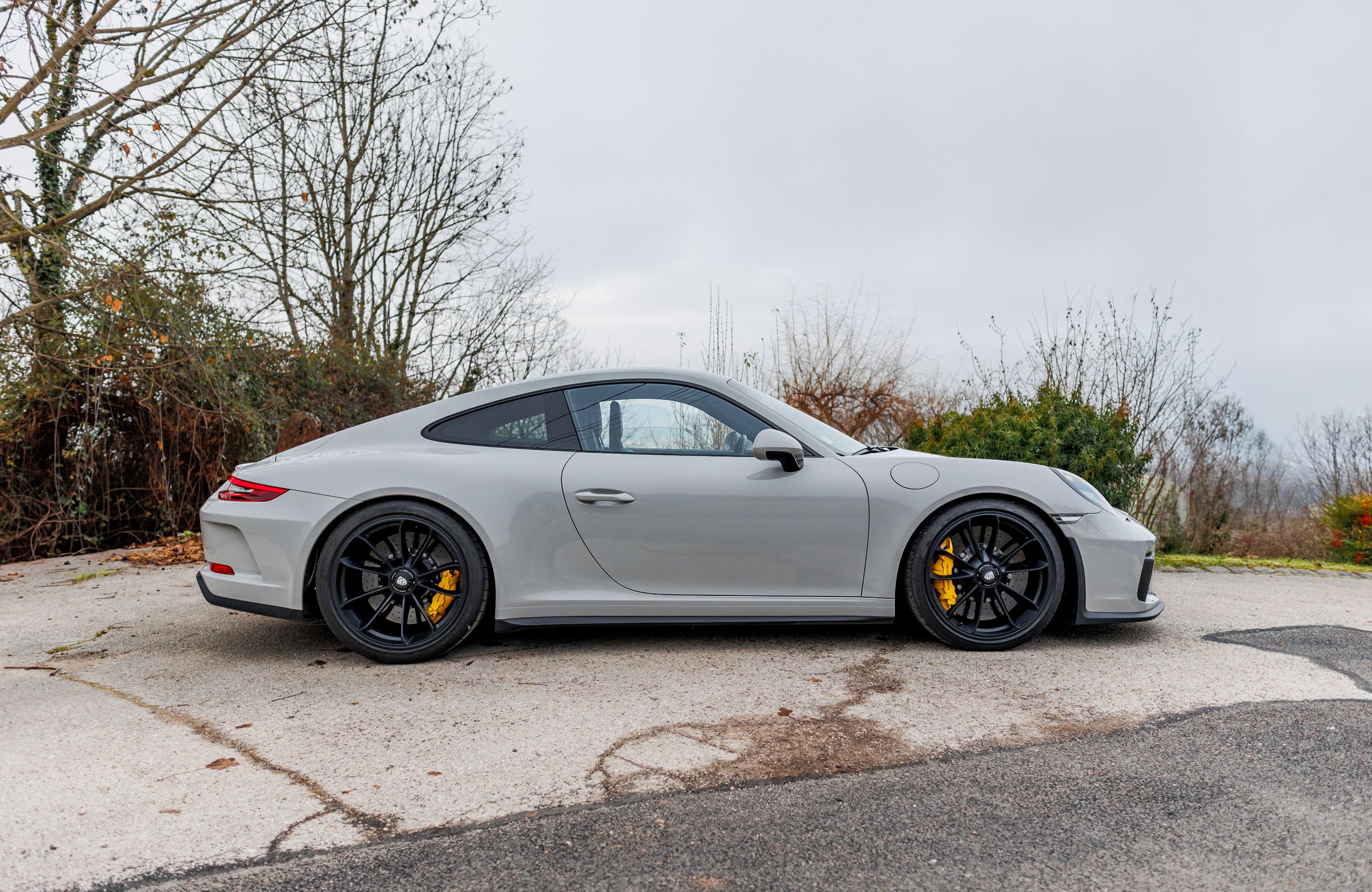 PORSCHE 911 991.2 Gt3 Touring 2018 occasion vidéo (1)