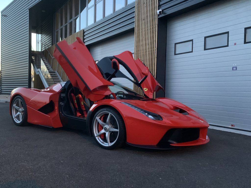 FERRARI Laferrari 2015 occasion intérieur (1)