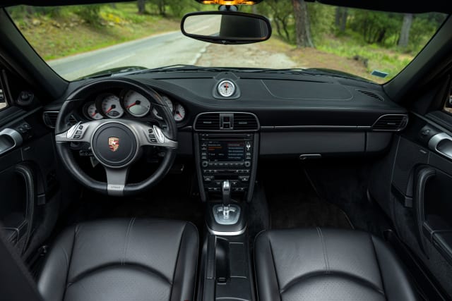 Porsche 911 997.2 Carrera 4s Cabriolet