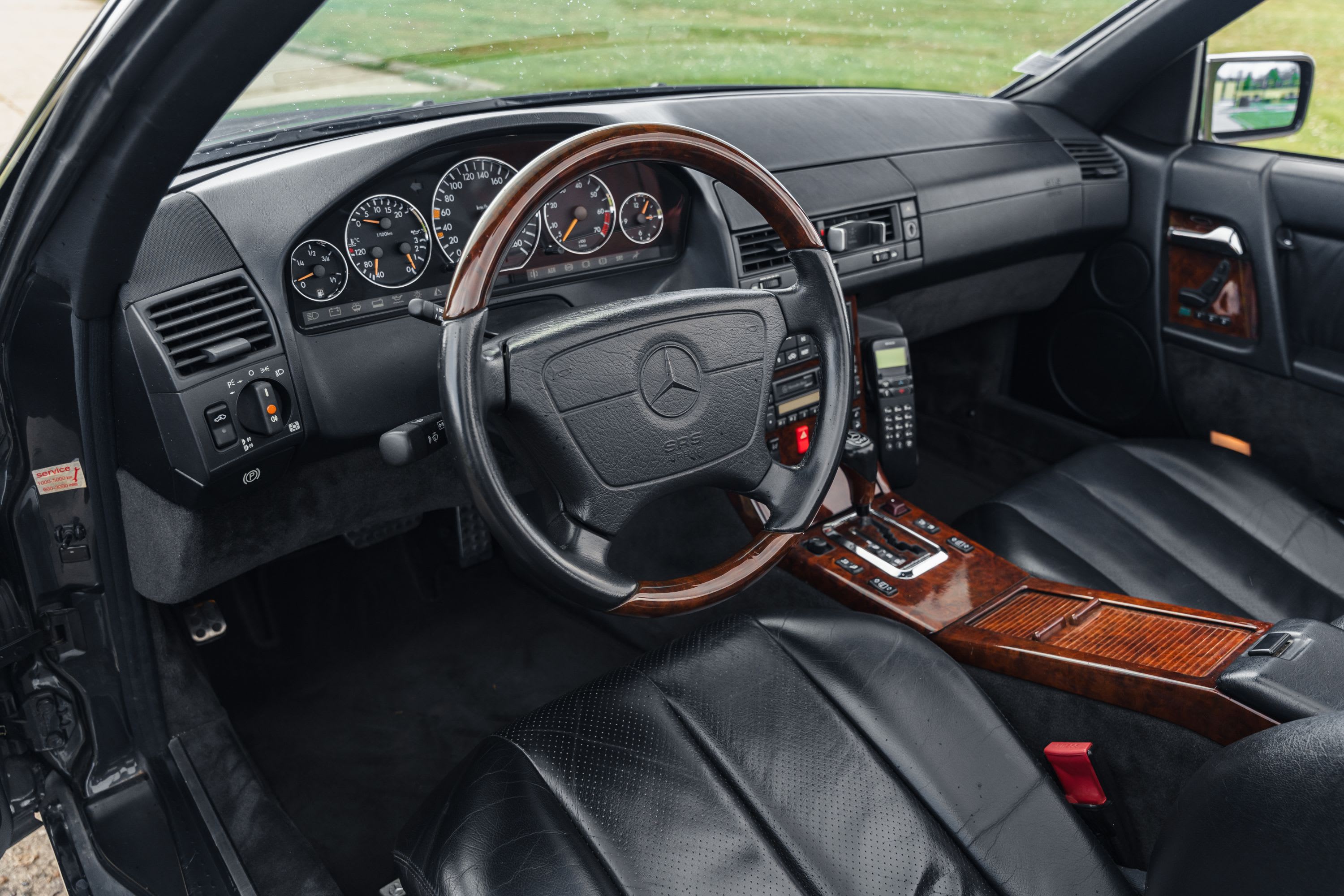 MERCEDES BENZ Classe Sl 600 R129 1995 occasion intérieur (1)