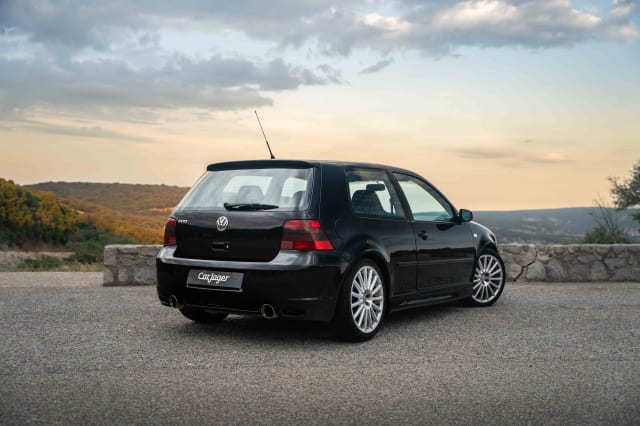 Volkswagen Golf 4 (iv)  R32