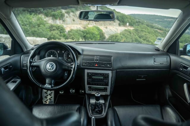 Volkswagen Golf 4 (iv)  R32