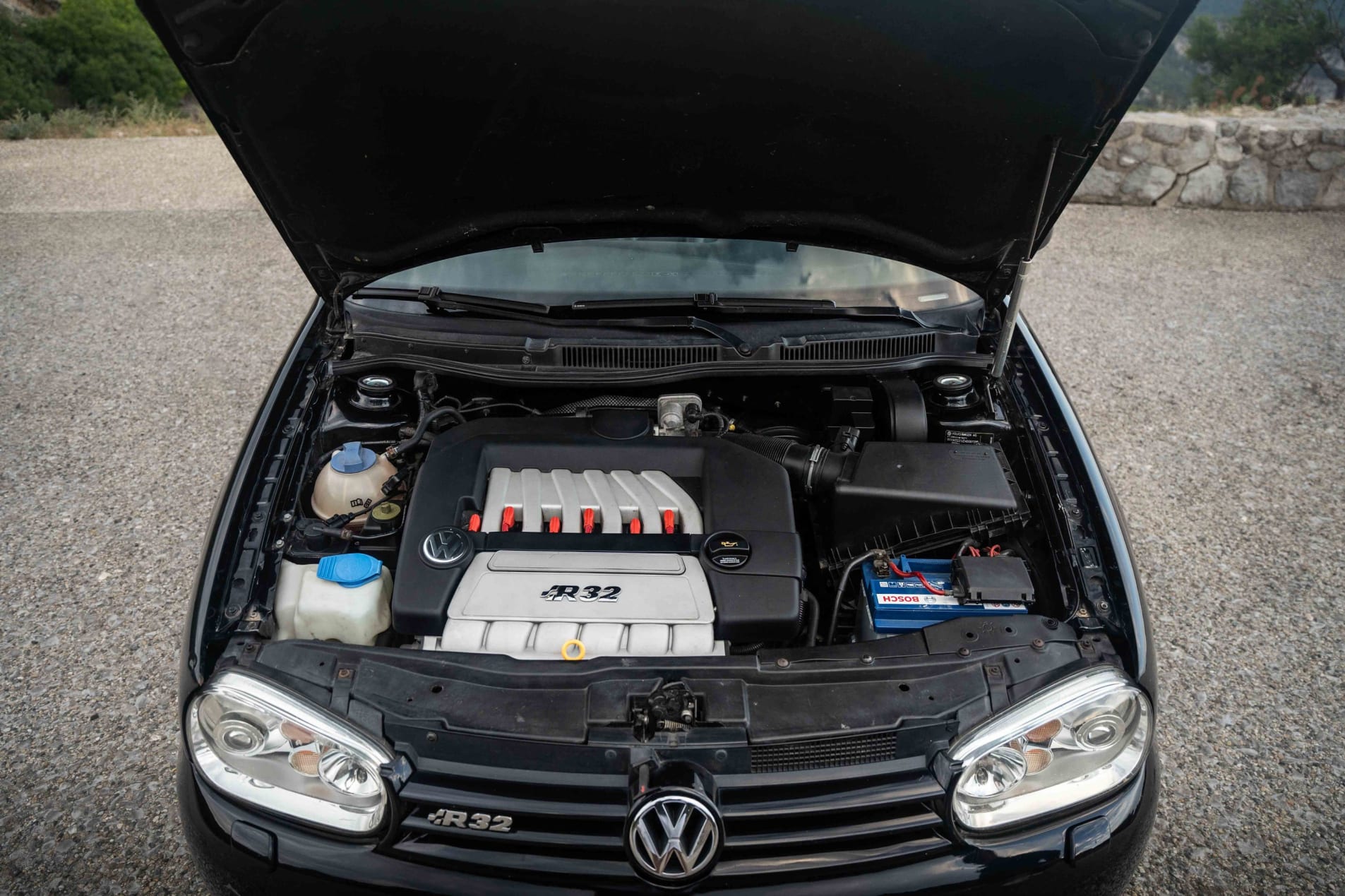 VOLKSWAGEN Golf 4 (iv)  R32 coupé hatchback 2003