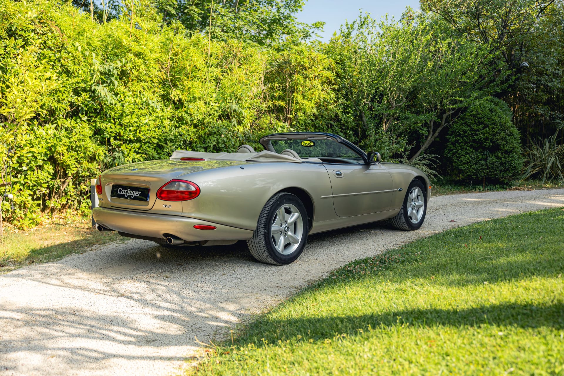JAGUAR Xk8 X100 4.0 Cabriolet 1998 occasion vidéo (1)