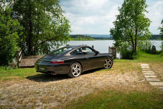 PORSCHE 911 996.1 Carrera 4 2001 used