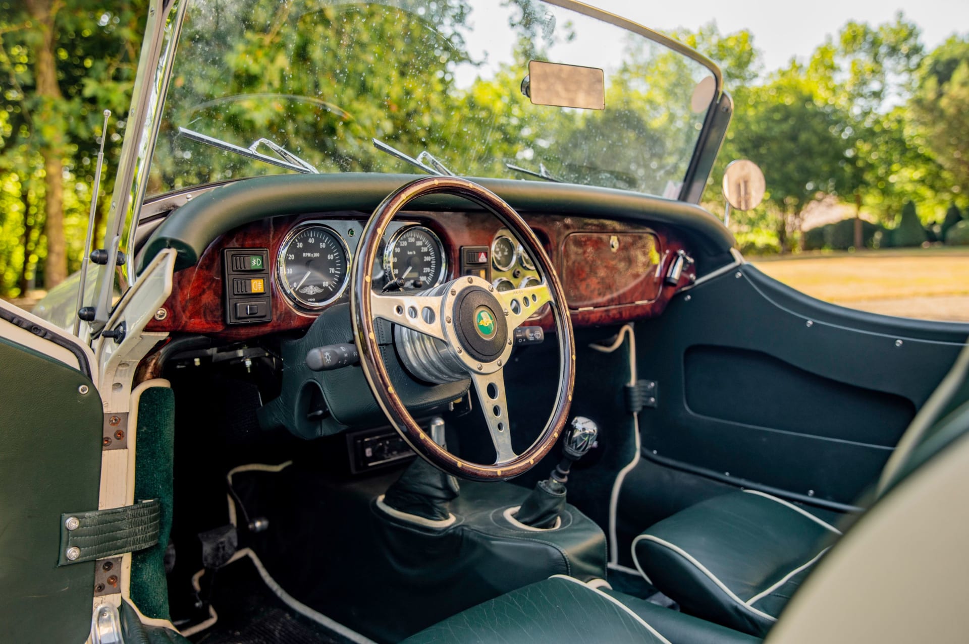 MORGAN 4/4  Tourer 2001 used interior (1)