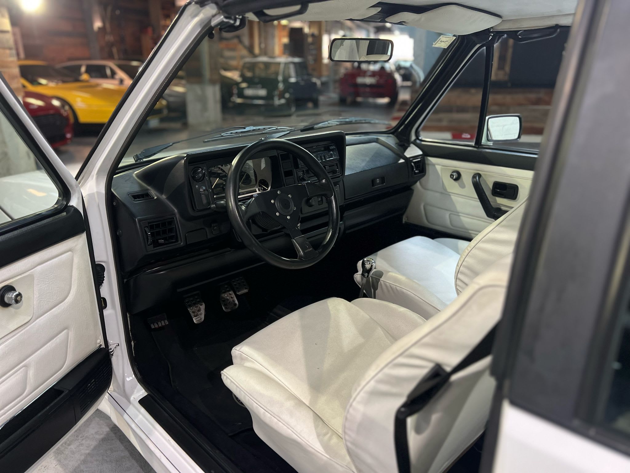 VOLKSWAGEN Golf Iii Gti 1993 occasion intérieur (1)