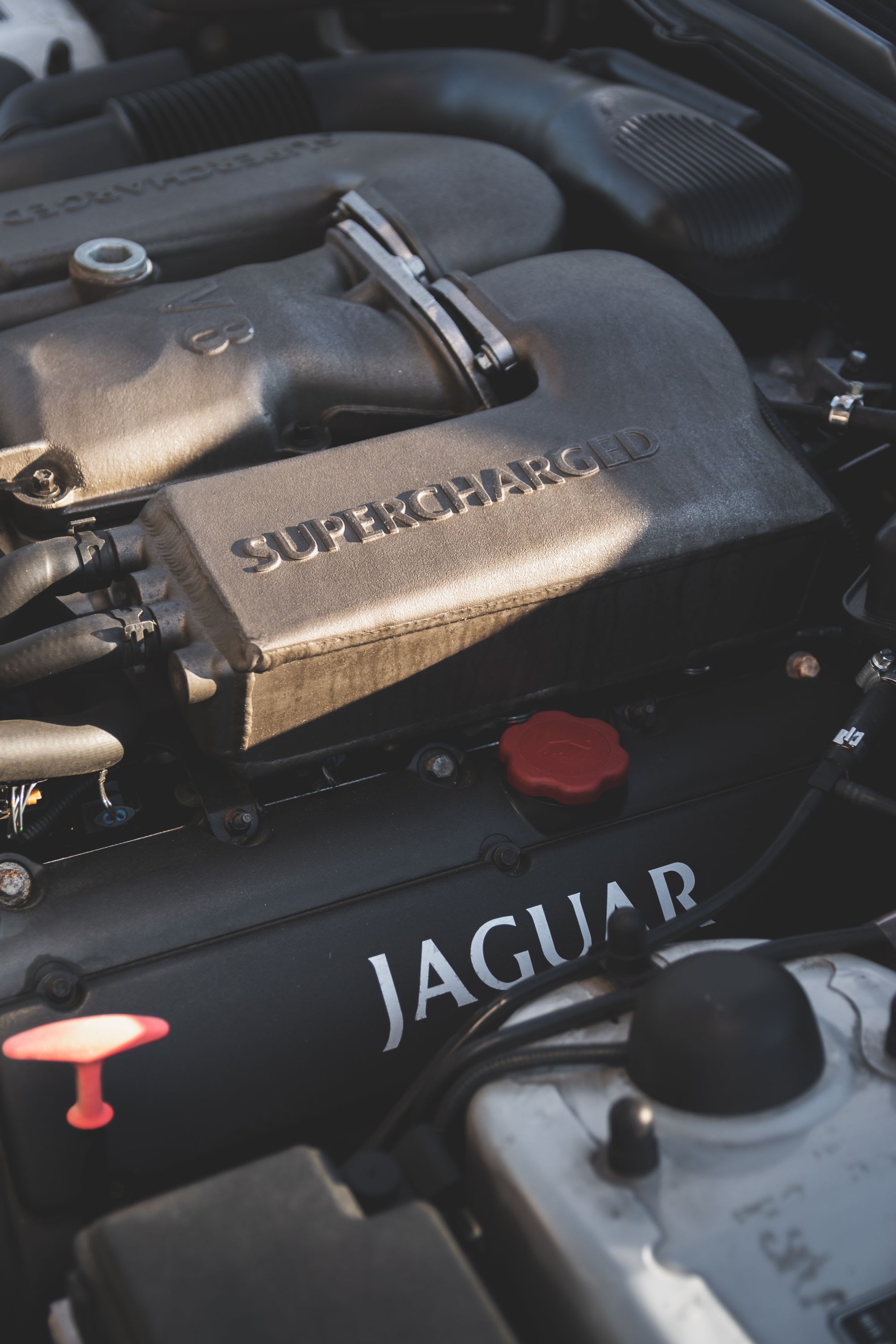 JAGUAR Xkr X100 4.0 2000 used mechanical (1)