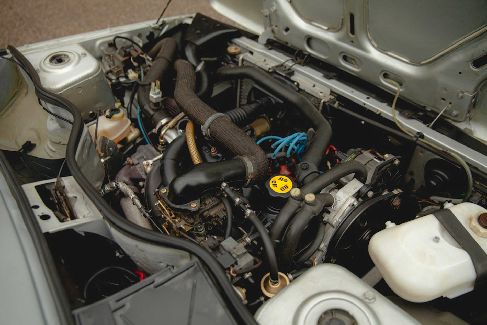 renault r 11 turbo Zender