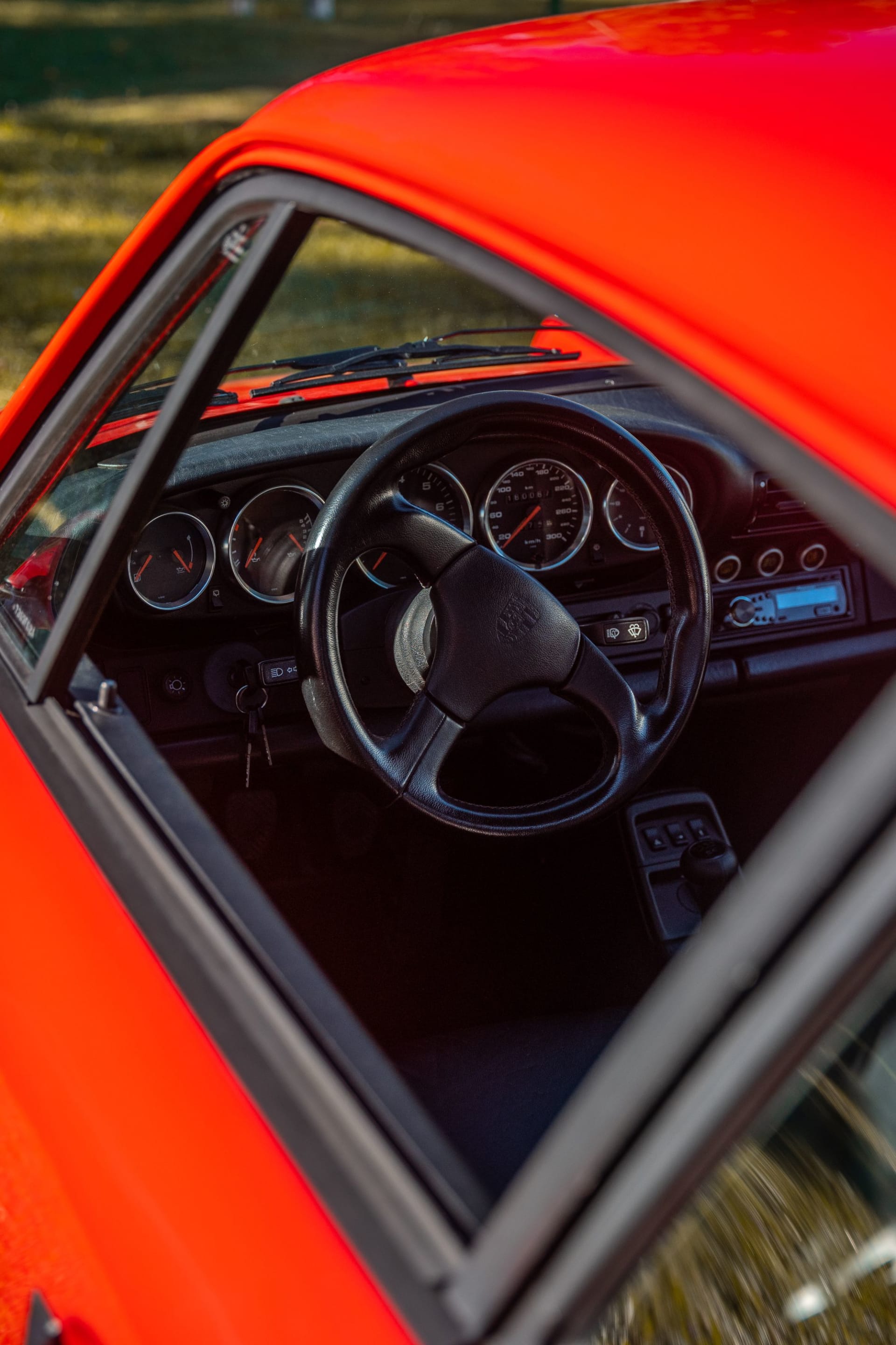PORSCHE 911 964 Carrera 4 1989 used interior (1)