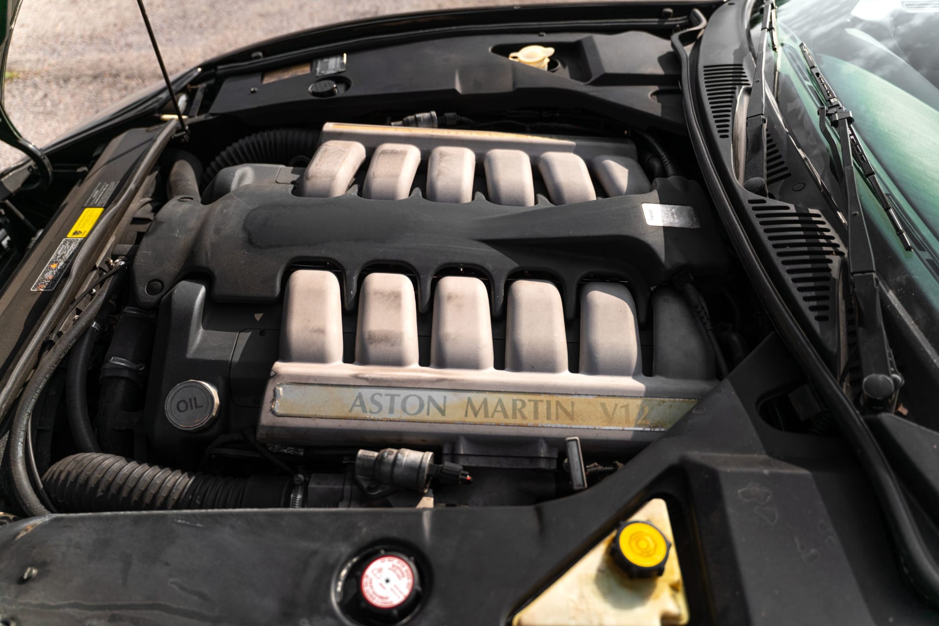 ASTON MARTIN Db7 Vantage V12 Volante 2000 occasion mécanique (1)