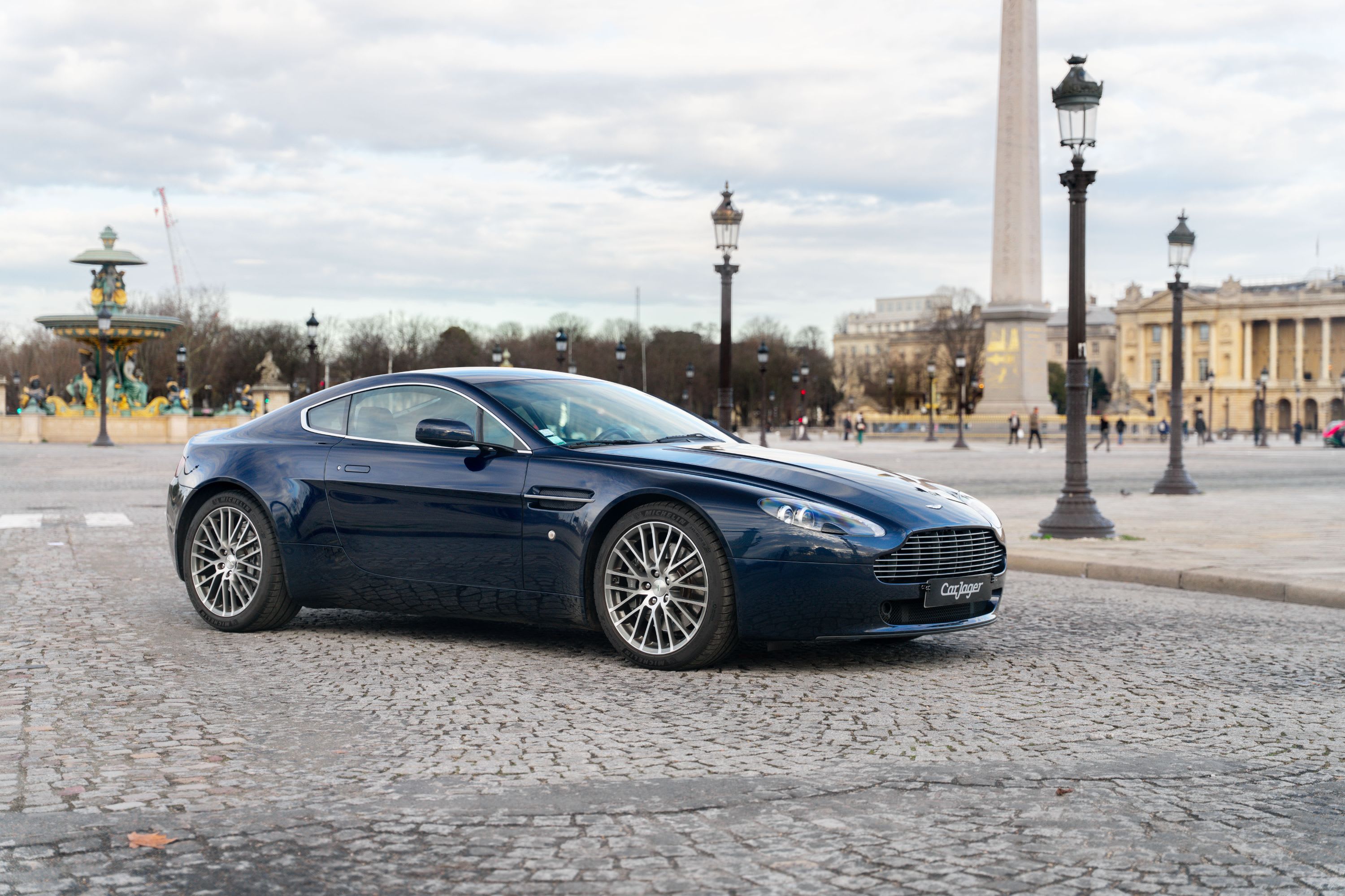 Aston Martin Vantage V8 4.3