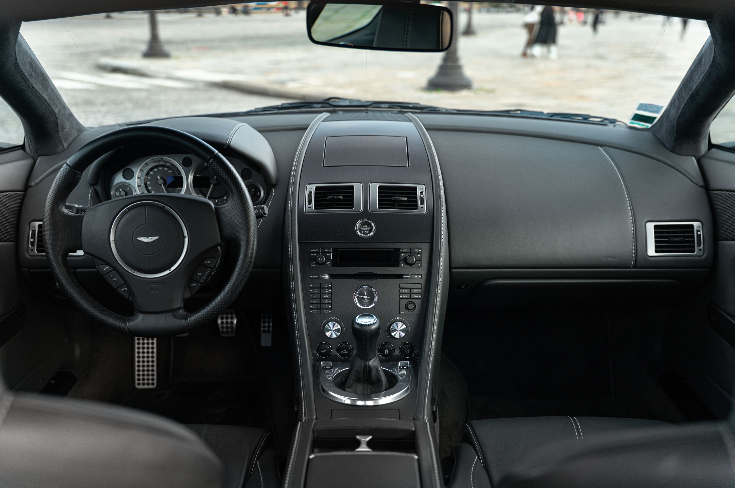 ASTON MARTIN Vantage V8 4.3 2009 occasion intérieur (1)