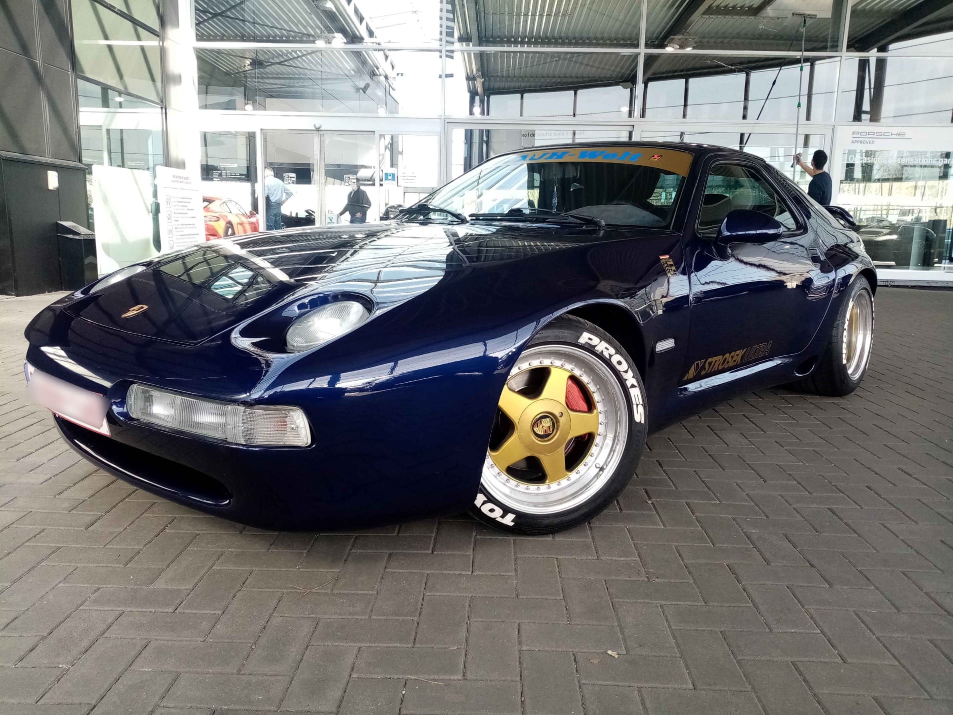 PORSCHE 928 Strosek Ultra 1988