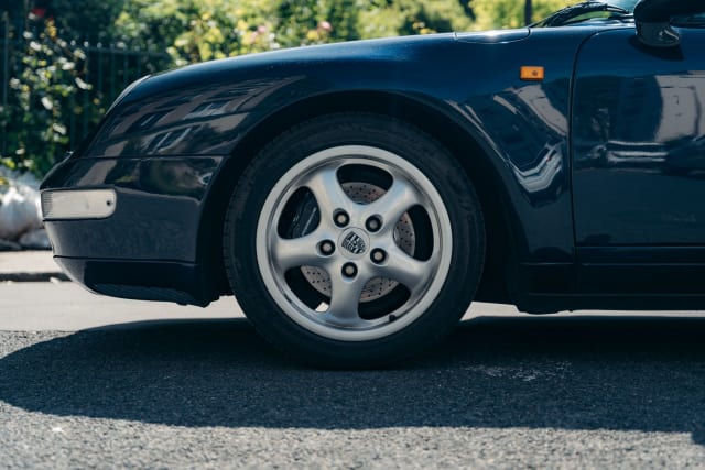 Porsche 911 993 Carrera 2 Cabriolet