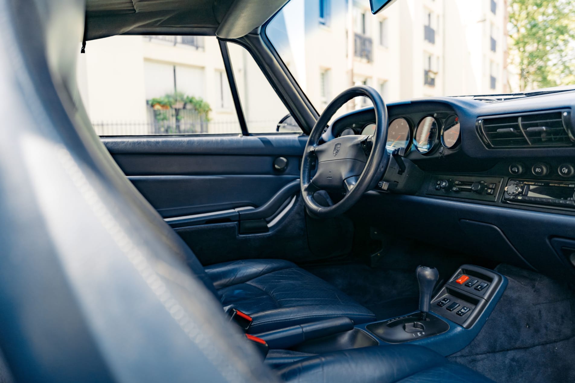 PORSCHE 911 993 Carrera 2 Cabriolet cabriolet roadster 1996