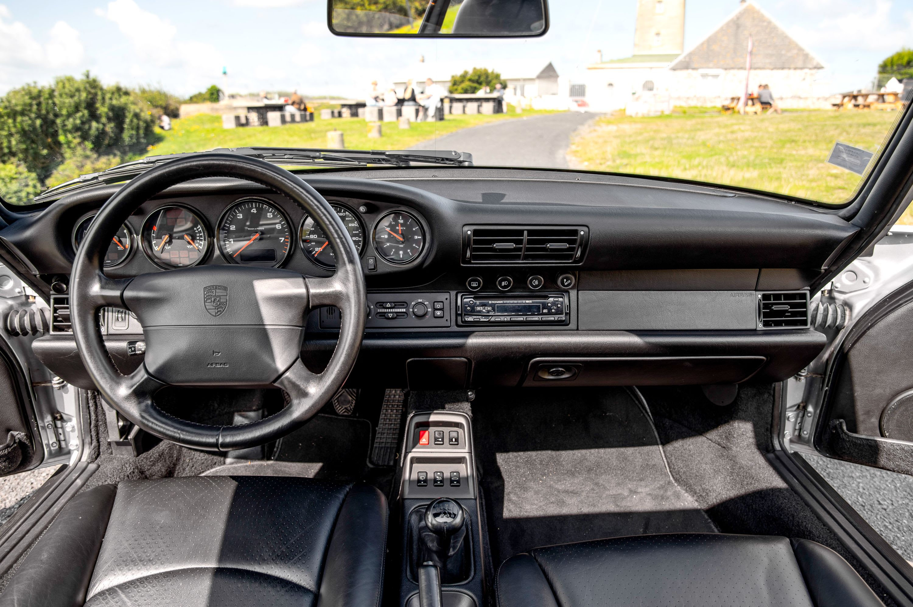 PORSCHE 911 993 Carrera 1993 used interior (1)