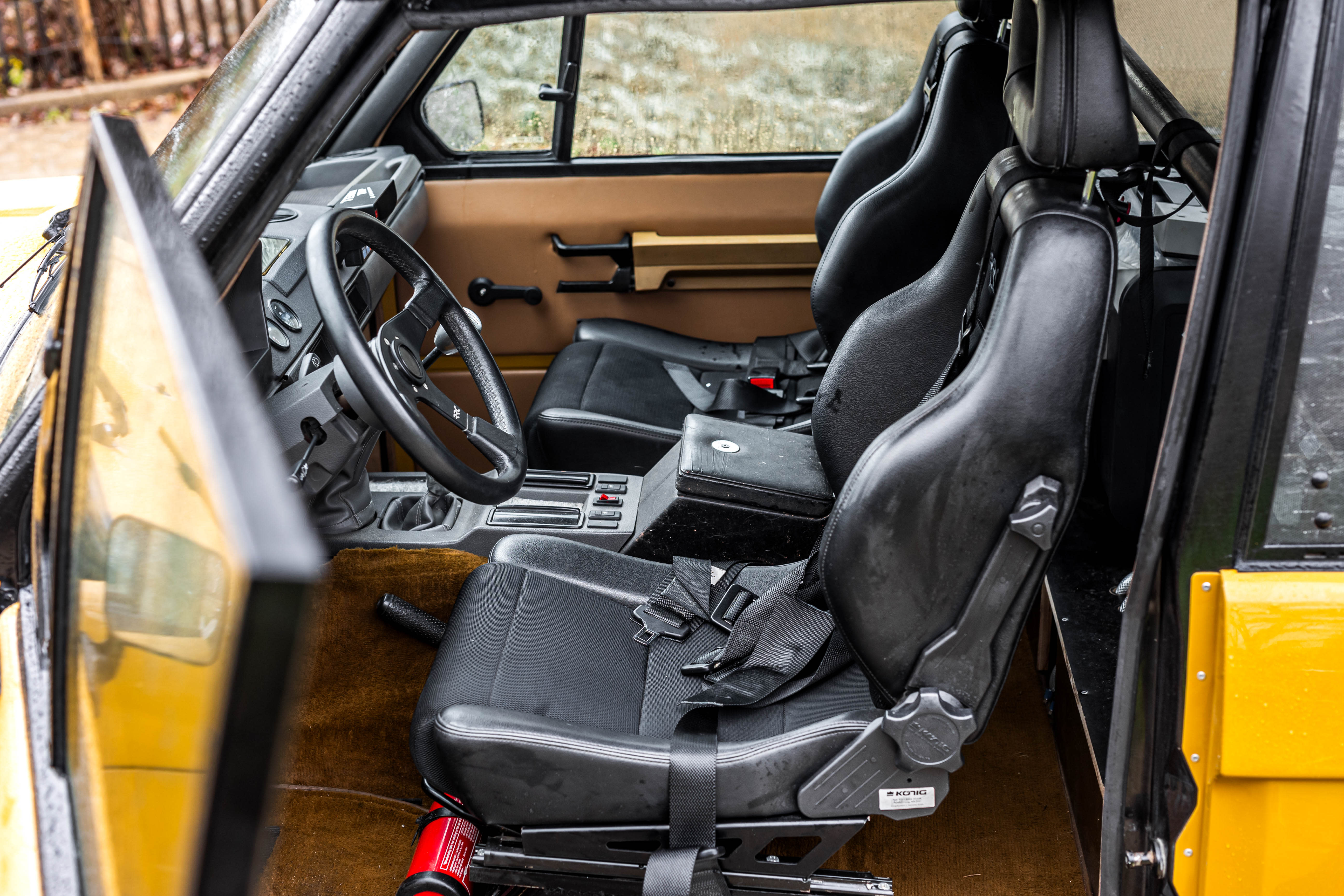 LAND ROVER Range Rover 3.5 Efi Rallye Raid Classic 1985 occasion intérieur (1)