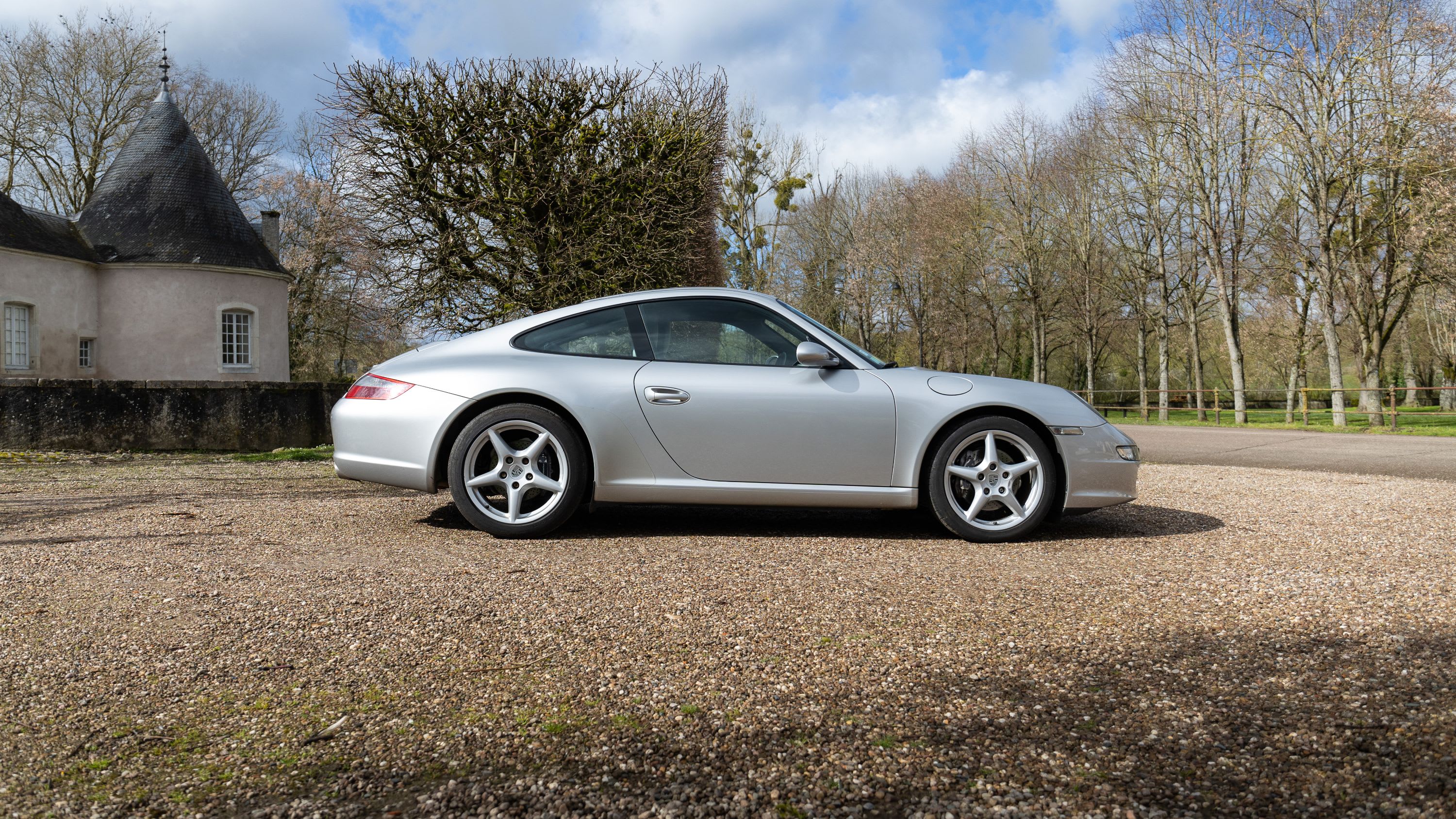 PORSCHE 911 997 Carrera 2005 used video (1)