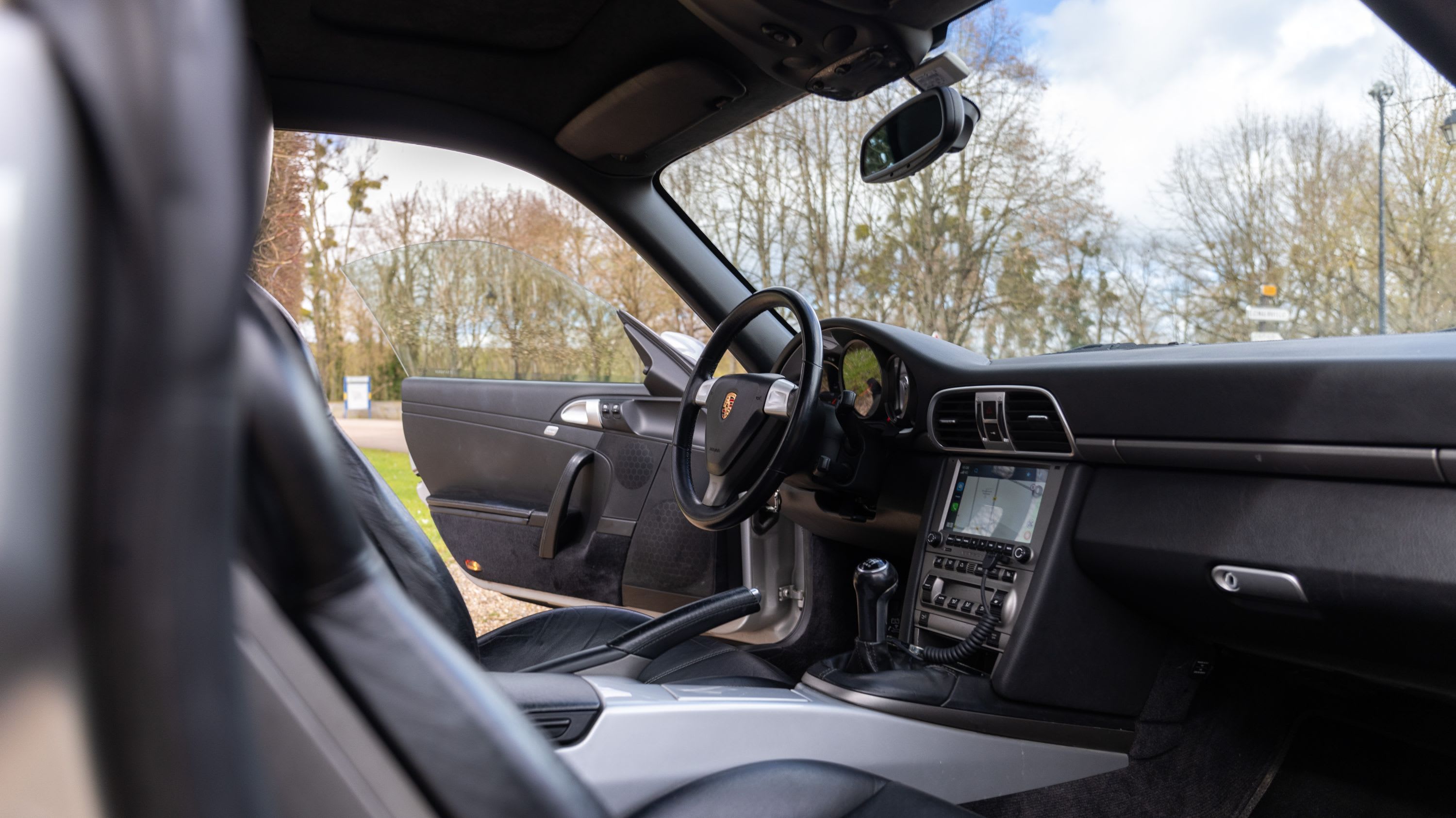 PORSCHE 911 997 Carrera 2005 used interior (1)