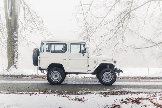TOYOTA Land Cruiser Bj 42 1984 occasion