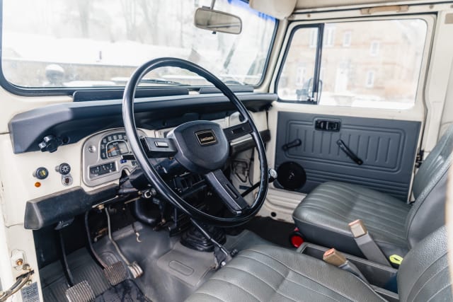 TOYOTA Land Cruiser Bj 42 1984 occasion