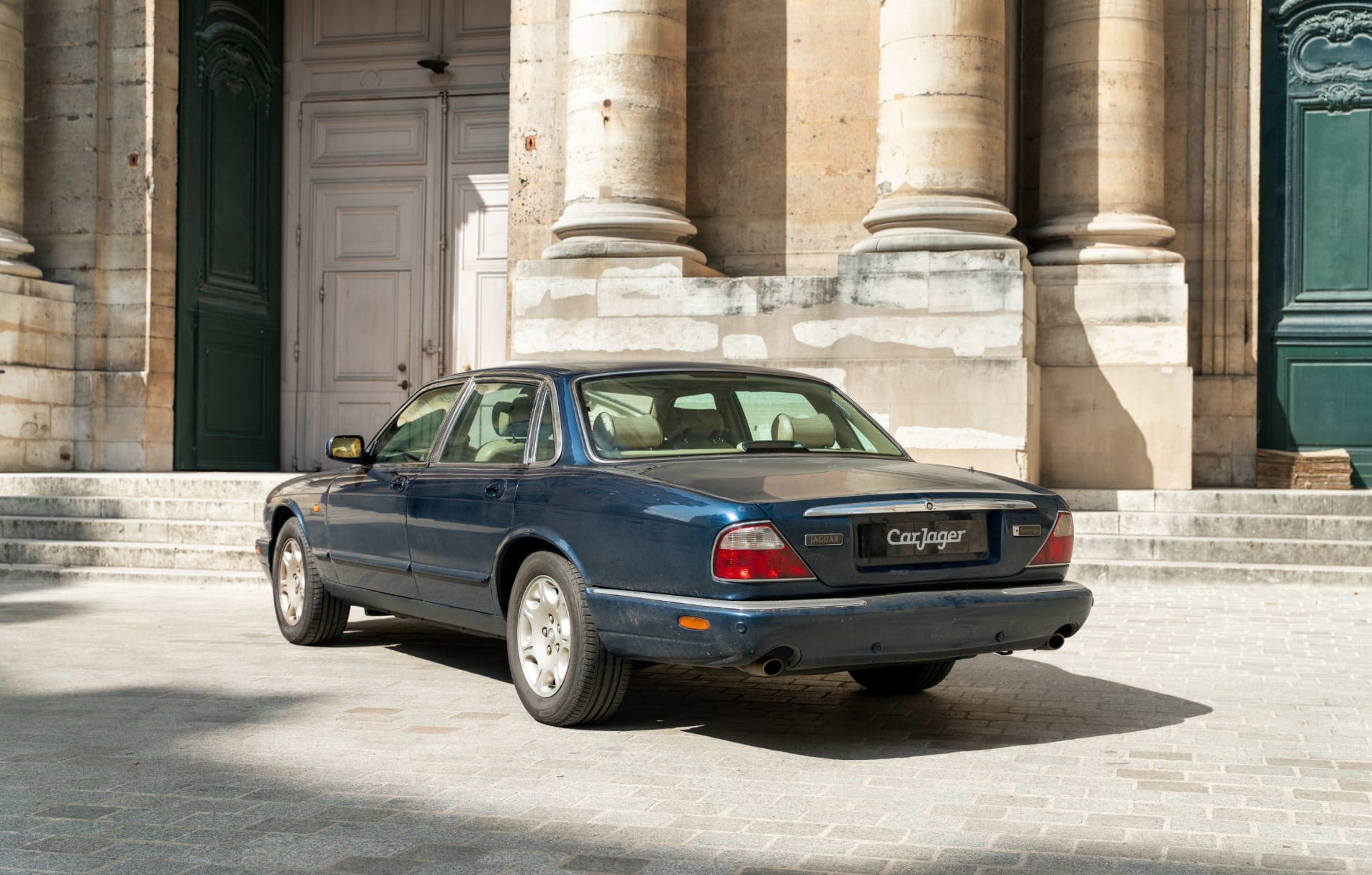 JAGUAR Xj8 3.2 x308 sovereign 2002