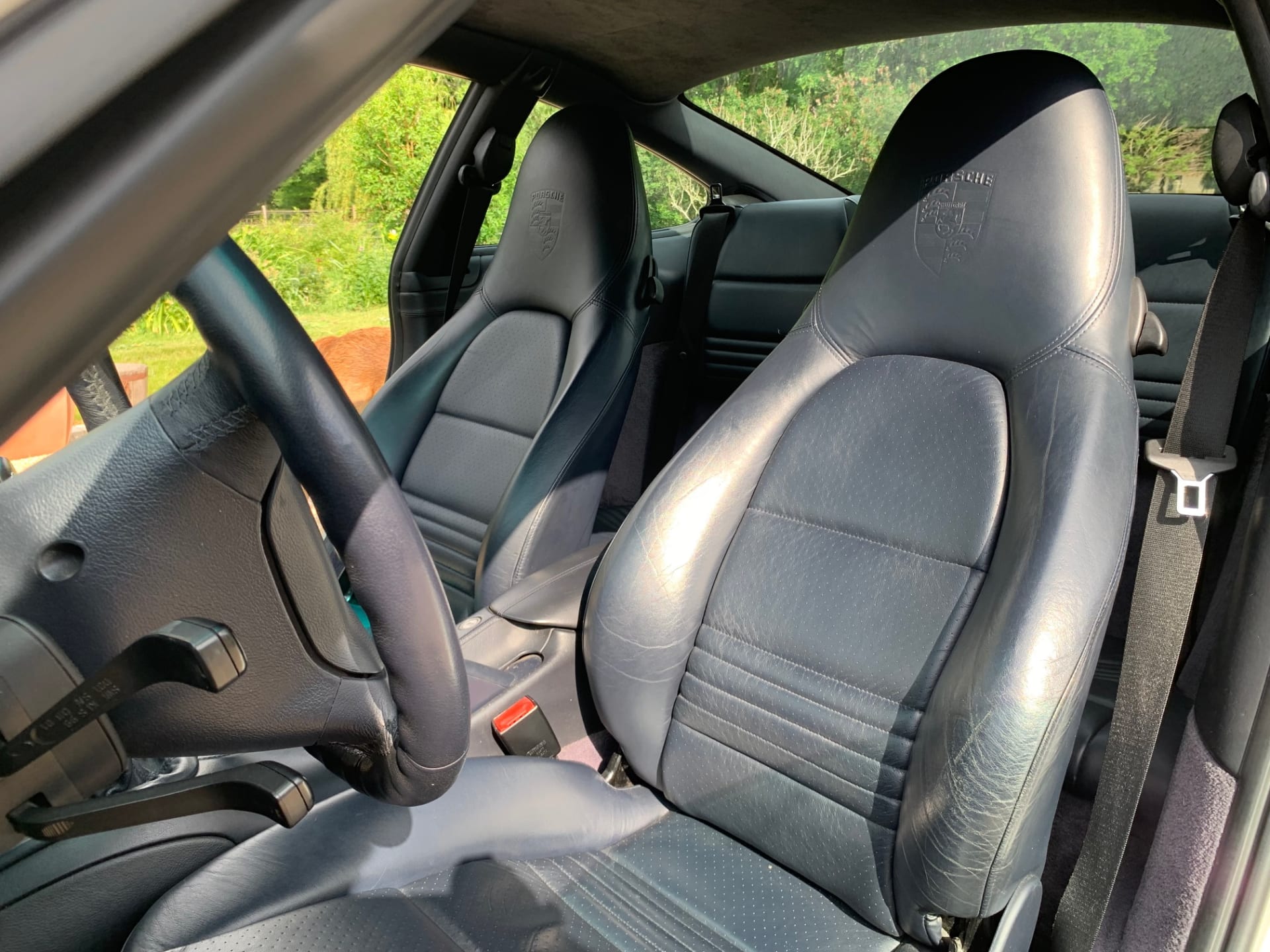 PORSCHE 911 996.2 Carrera 4 2002 occasion intérieur (1)