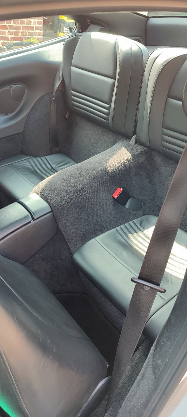 Porsche 911 996 Carrera 4