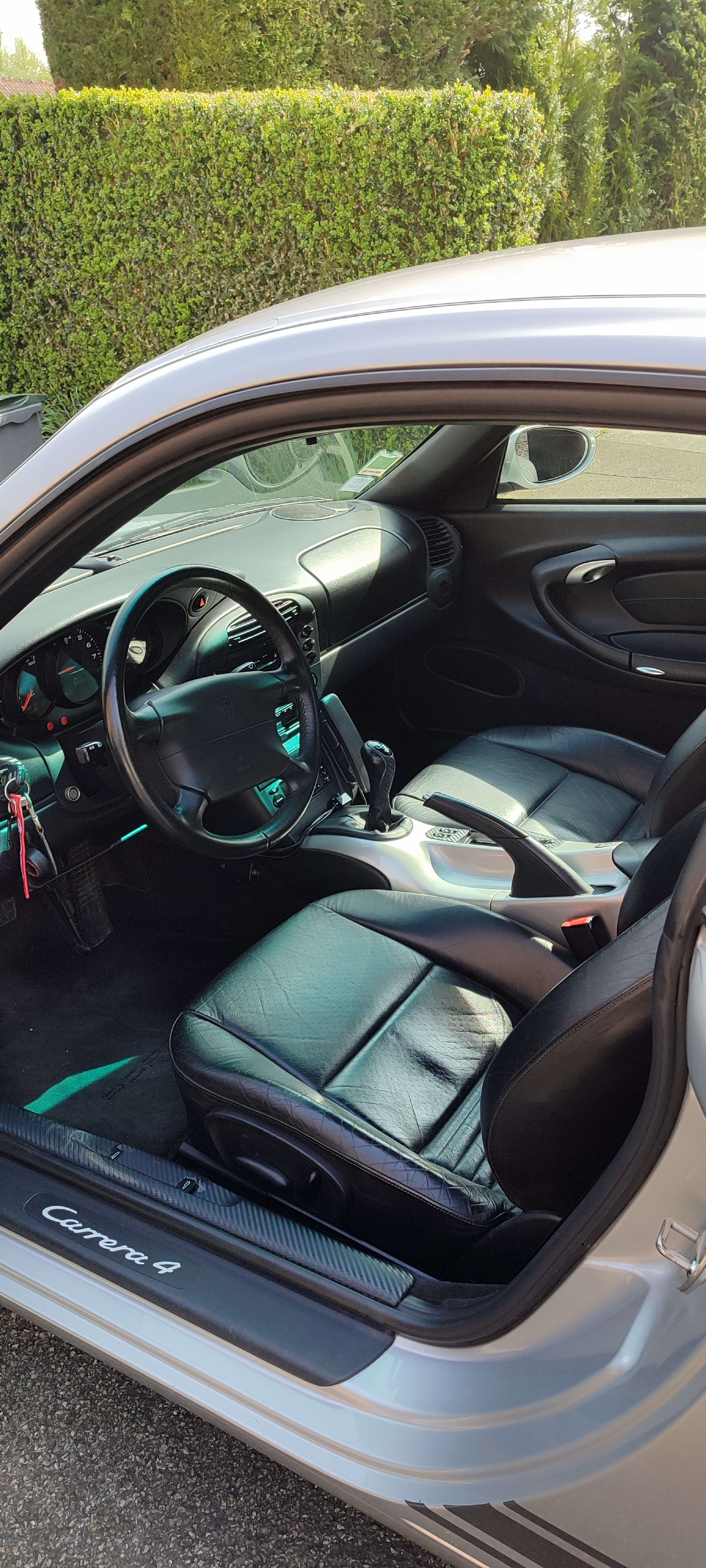 Porsche 911 996.1 Carrera 4