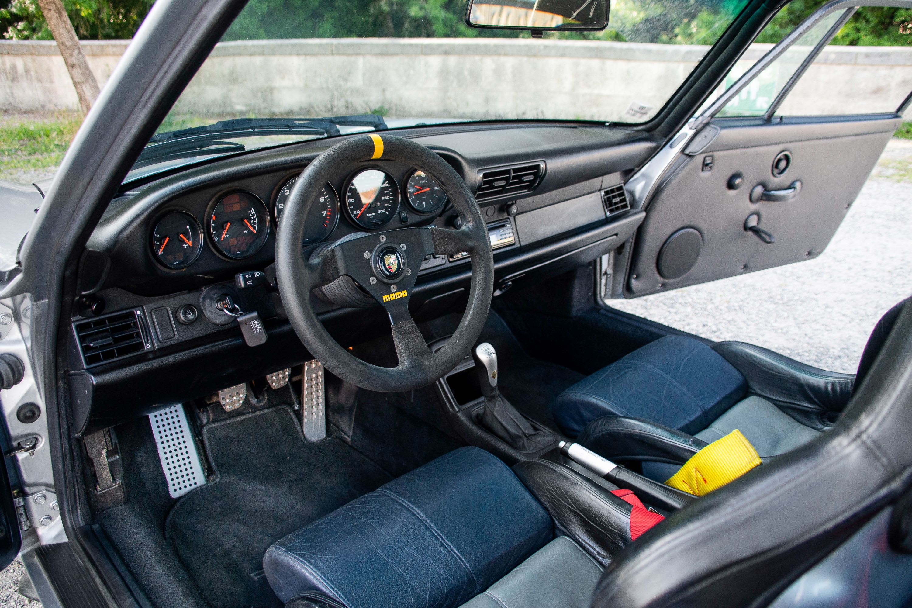 PORSCHE 911 993 Carrera Rs 1995 occasion intérieur (1)