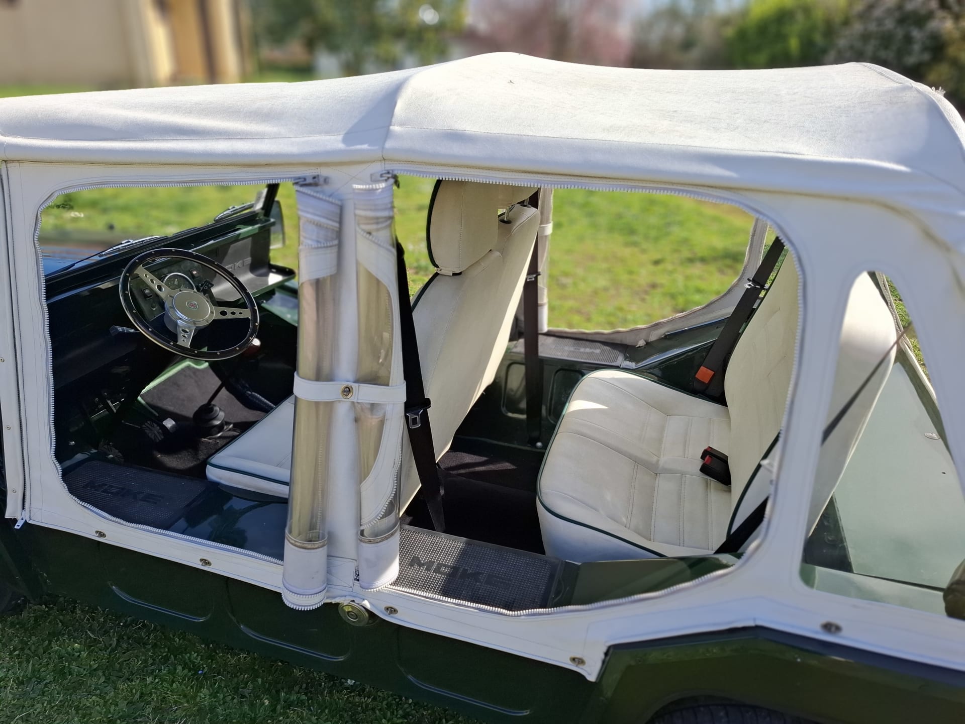 AUSTIN Mini Moke 1987 used interior (1)
