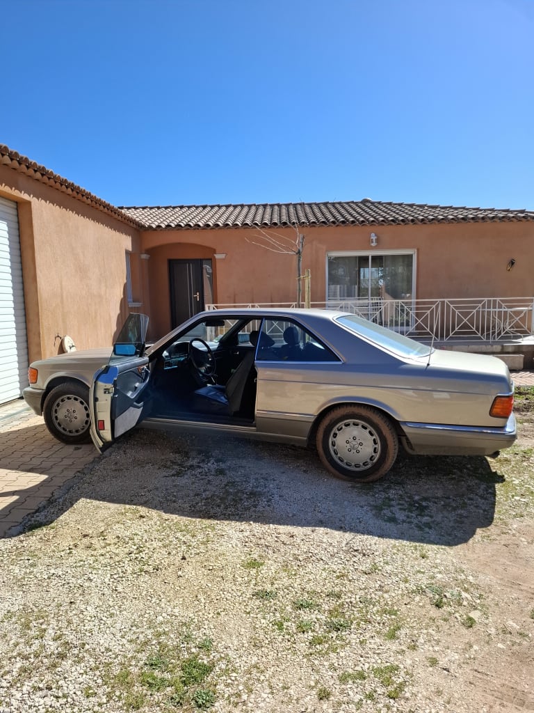 MERCEDES-BENZ 560 sec c126.2 1986