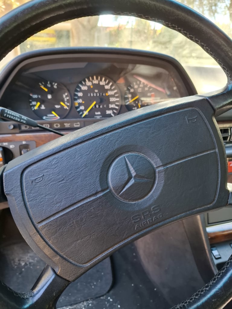 MERCEDES-BENZ 560 sec c126.2 1986