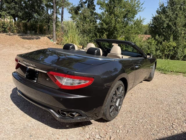 MASERATI Grancabrio 1st Generation Sport 2011 usado