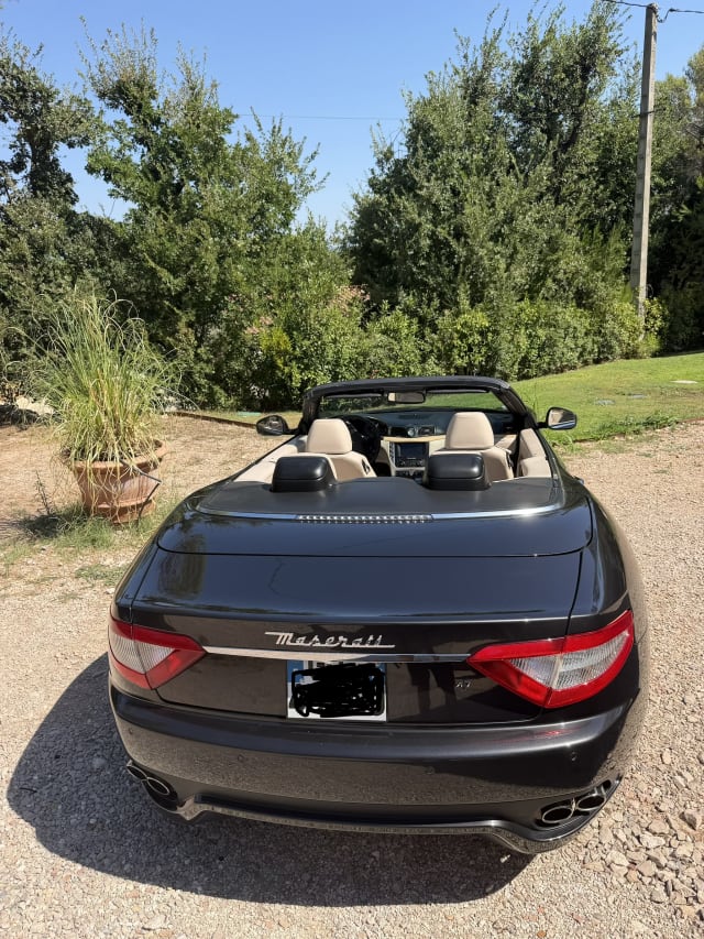MASERATI Grancabrio 1st Generation Sport 2011 usado