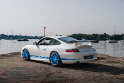 PORSCHE 911 996 GT3 RS 2004