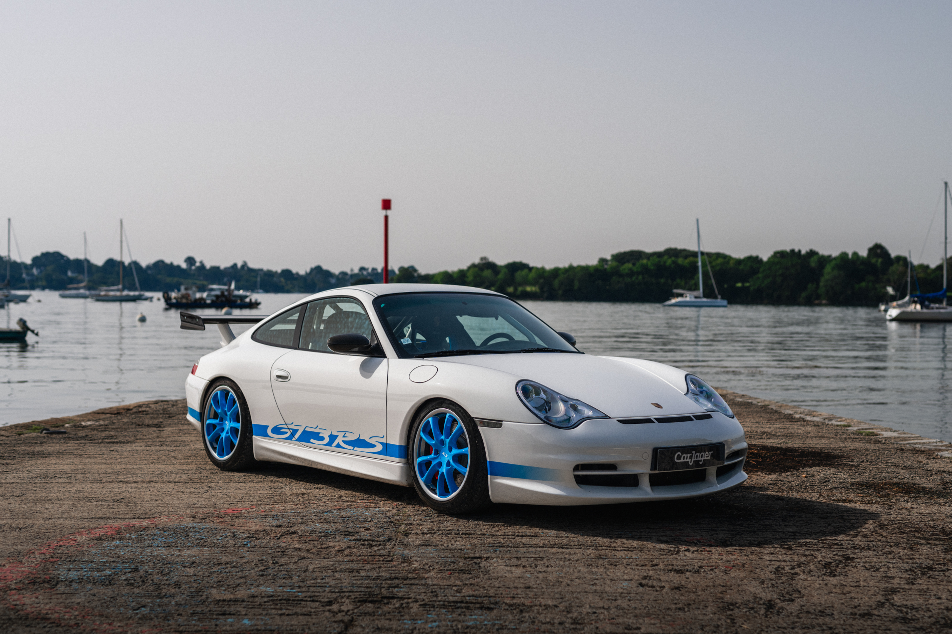 Photo PORSCHE 911 996 GT3 RS 2004