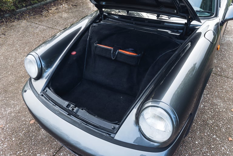 PORSCHE 911 964 Carrera 2 1991