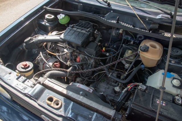 VOLKSWAGEN Golf  I Cabriolet Karmann 1990 used car