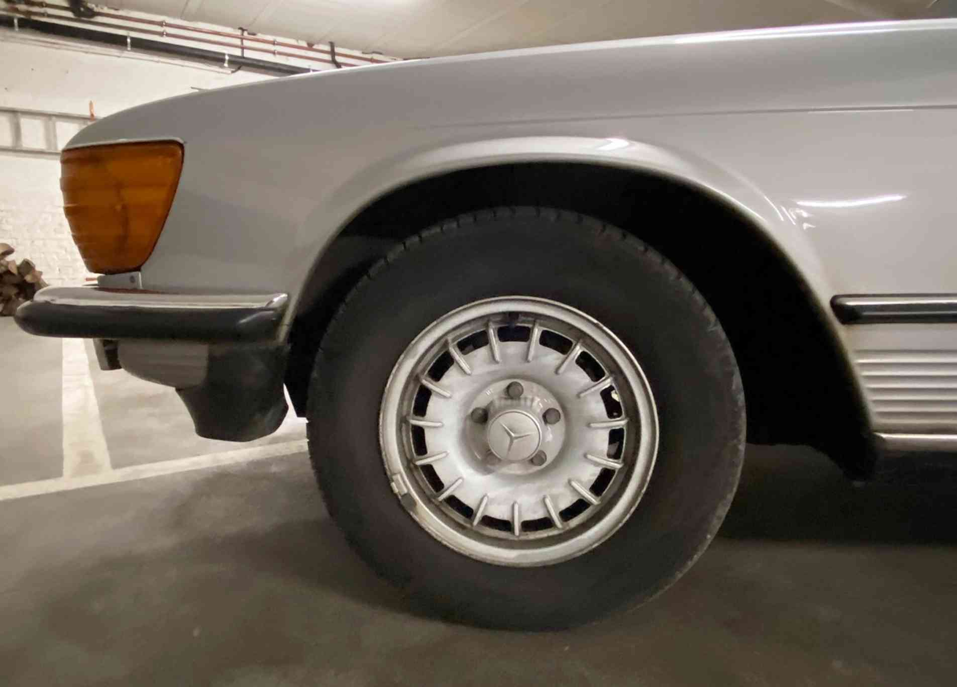 MERCEDES-BENZ 280 sl r107 1983