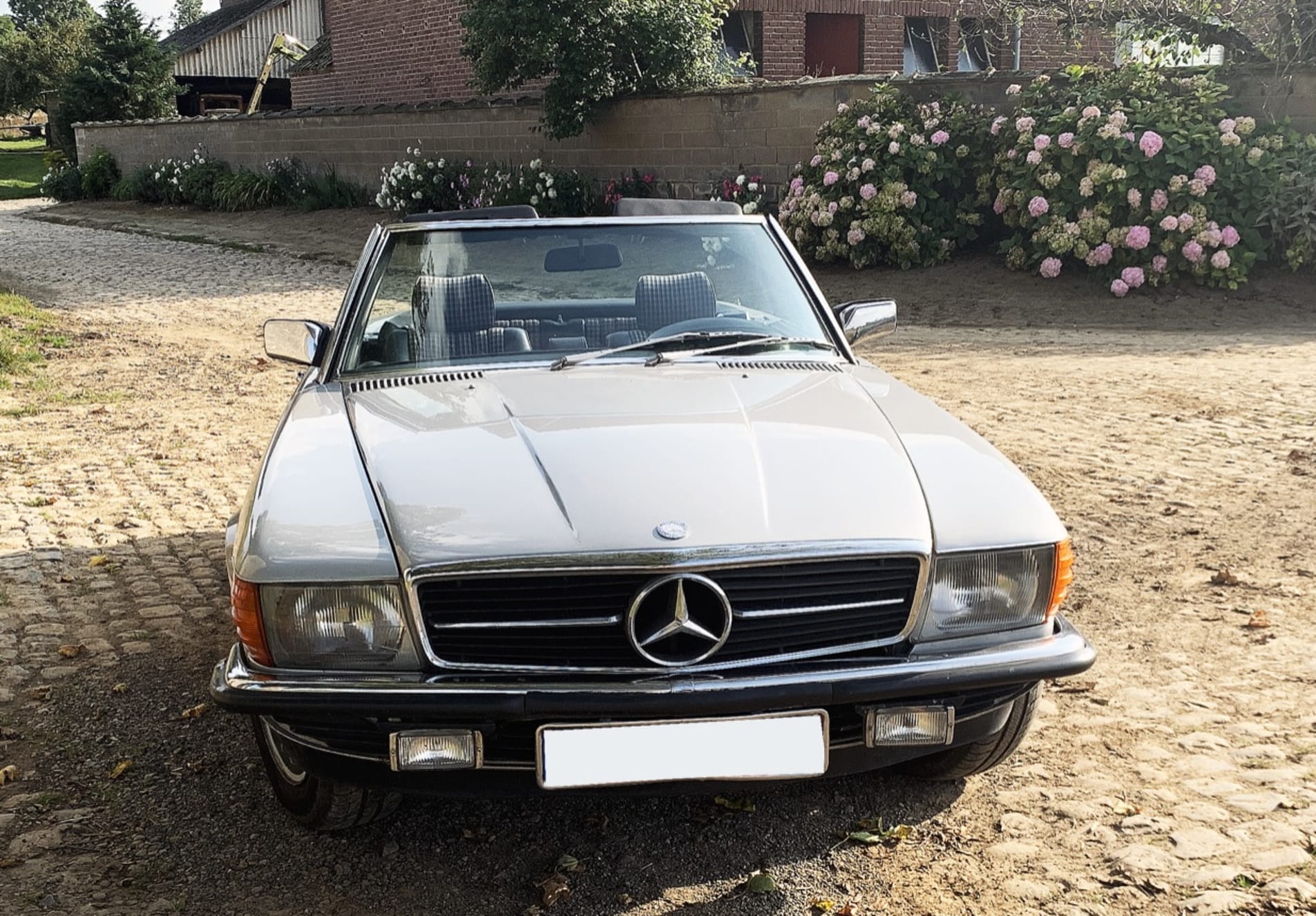 MERCEDES-BENZ 280 sl r107 1983