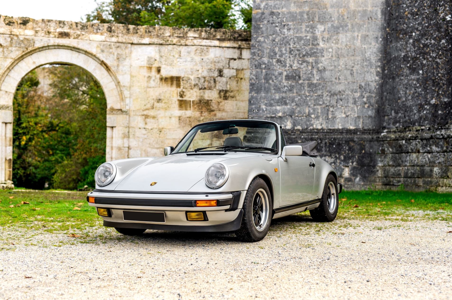 Photo PORSCHE 911 3.2 Cabriolet G50 EU 1988