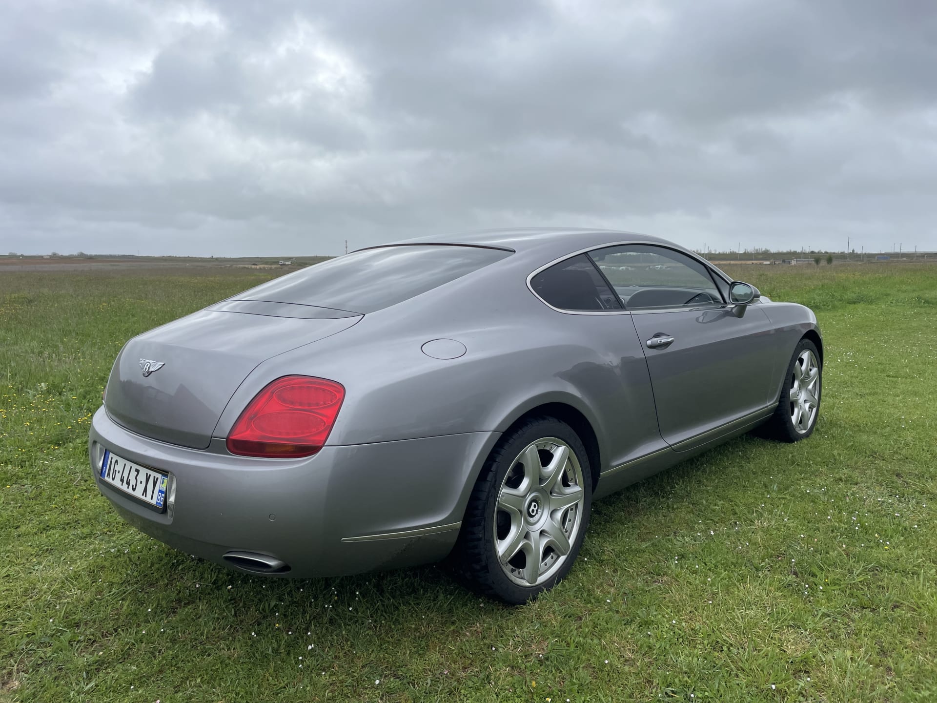 Bentley Continental Gt  