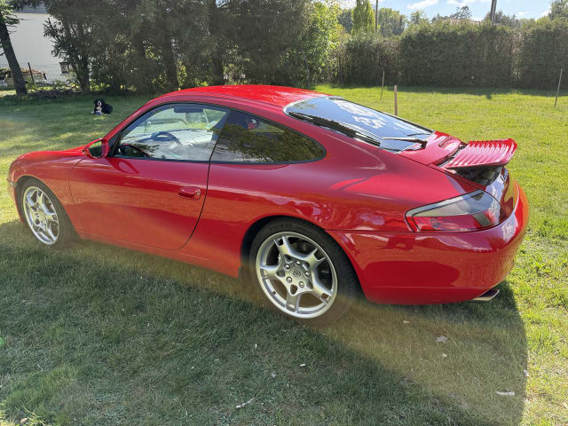 Porsche 911 996.1 Carrera 4